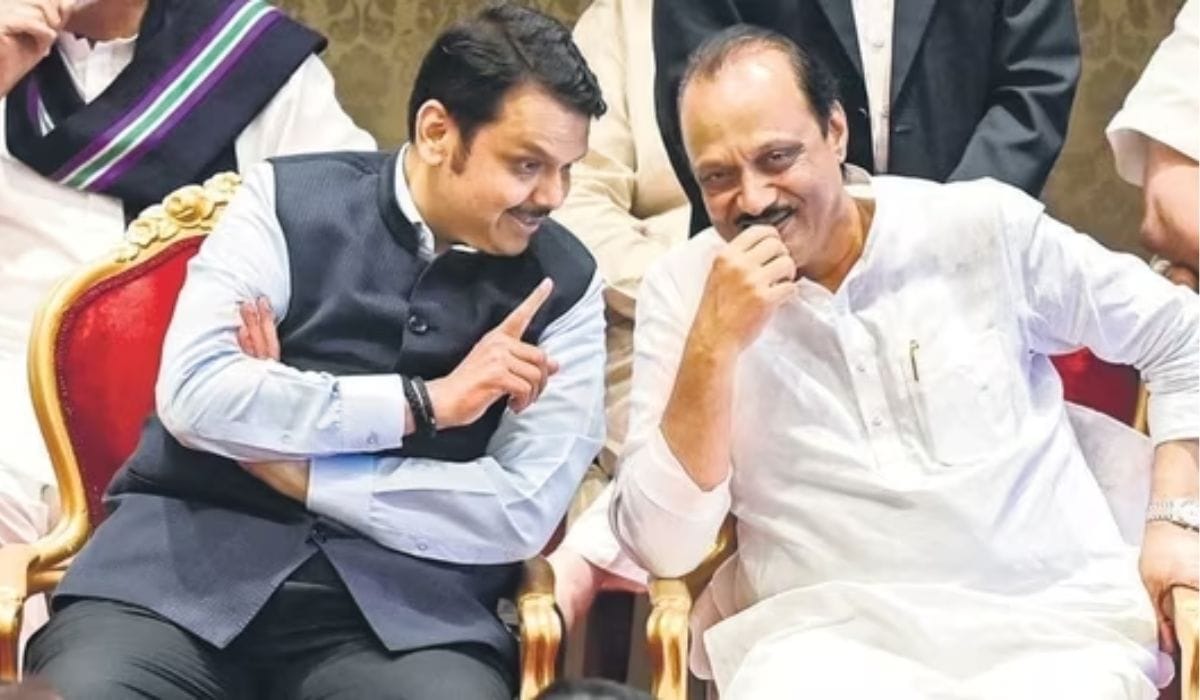 2019 साली अजितदादांनीच आधी भाजपात पाठवलं, राजकीय वर्तुळात पुन्हा खळबळ 2019 साली अजितदादांनीच आधी भाजपात पाठवलं, राजकीय वर्तुळात पुन्हा खळबळ
