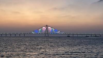 जयभीम... वांद्रे-वरळी सी लिंकवर झळकले बाबासाहेब... लेझर शोचा अनोखा देखावा; जयंतीची अमूल्य भेट