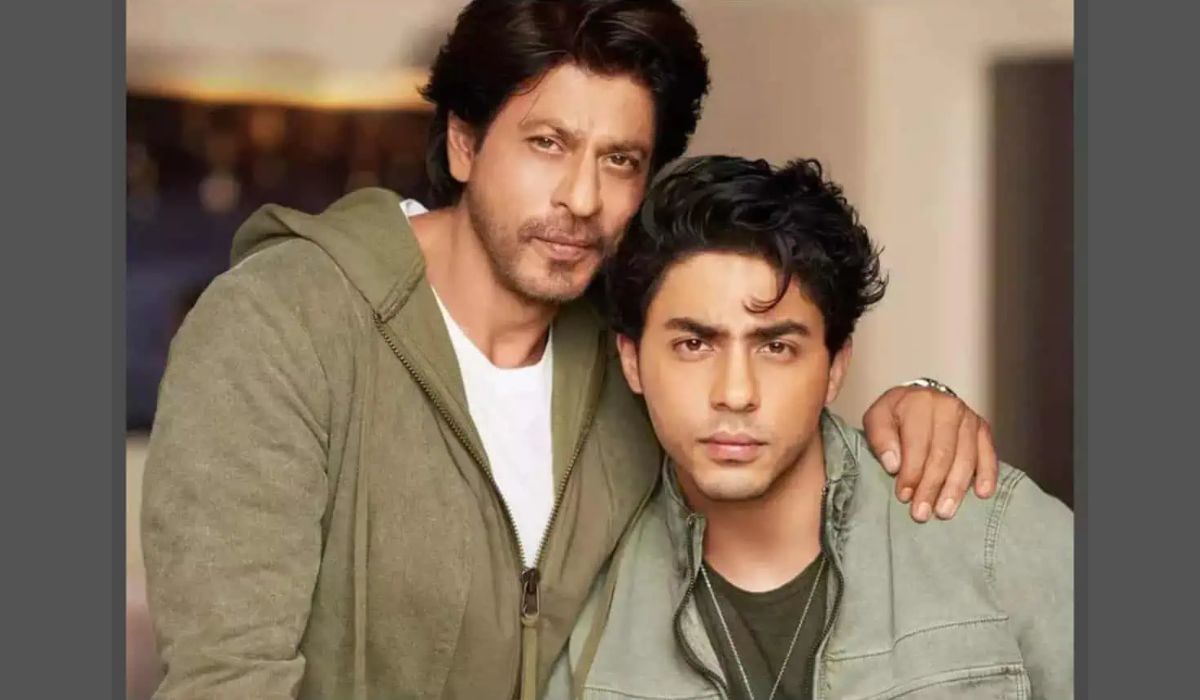शाहरुखचा मुलगा आर्यन खान या अभिनेत्रीला करतोय डेट? या सिनेमात केलंय काम शाहरुखचा मुलगा आर्यन खान या अभिनेत्रीला करतोय डेट? या सिनेमात केलंय काम