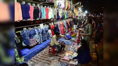 मुंबई येथे शॉपिंग करण्यासाठी हे 5 मार्केट आहेत सर्वात बेस्ट, कमी दरात मिळतील अनेक वस्तू