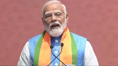 भाजप जाहीरनाम्याचे नाव मोदी की गारंटी, ७० वर्षांवरील लोकांसाठी भाजपची मोठी घोषणा
