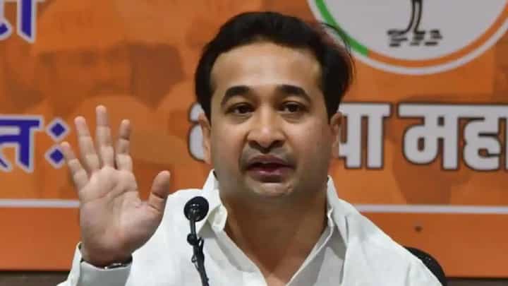 नारायण राणेंच्या उमेदवारीवरून धाकधूक, नितेश राणेंचं सूचक वक्तव्य; 'एक दिवस थांबा, जल्लोष...' नारायण राणेंच्या उमेदवारीवरून धाकधूक, नितेश राणेंचं सूचक वक्तव्य; 'एक दिवस थांबा, जल्लोष...'