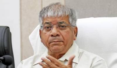 साक्षगंधापूर्वीच पसंत केलं, हुंड्याची चर्चा करायची होती, पण त्यांनी लग्न मोडलं; काँग्रेस नेत्याचा प्रकाश आंबेडकर यांना खोचक टोला