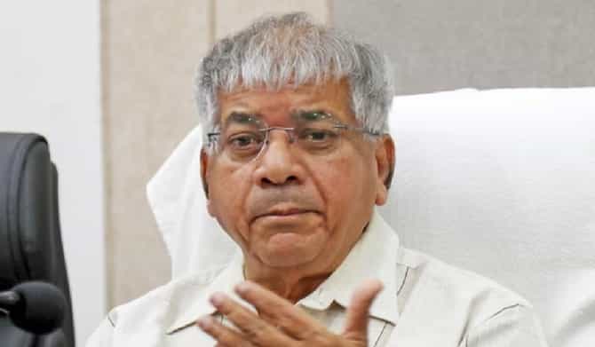 साक्षगंधापूर्वीच पसंत केलं, हुंड्याची चर्चा करायची होती, पण त्यांनी लग्न मोडलं; काँग्रेस नेत्याचा प्रकाश आंबेडकर यांना खोचक टोला