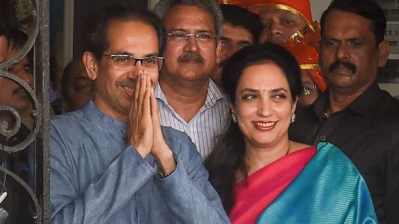 दिसायला भोळ्या पण कपटी, बड्या नेत्याची रश्मी ठाकरेंवर टीका, ...म्हणून ठाकरेंना अडीच वर्ष घरात कोंडलं