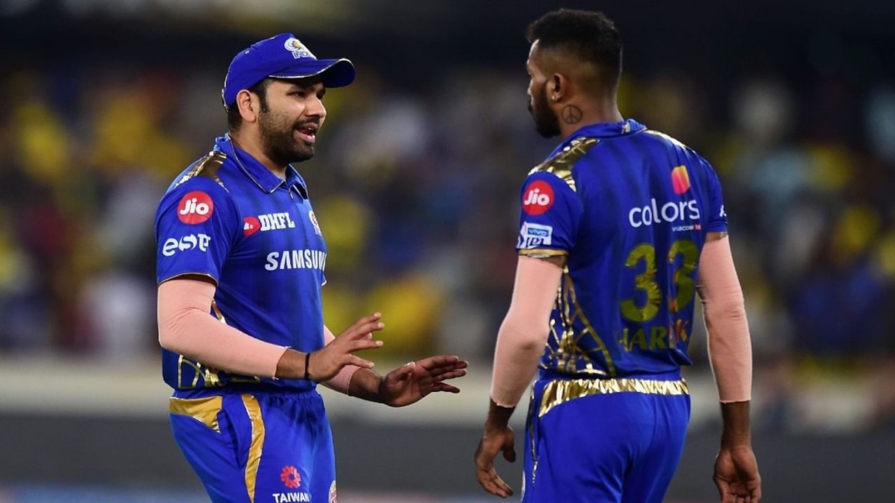 IPL 2024 : मुंबईच्या स्थितीवर मौन सोडलं, रोहित शर्मा अखेर बोललाच IPL 2024 : मुंबईच्या स्थितीवर मौन सोडलं, रोहित शर्मा अखेर बोललाच