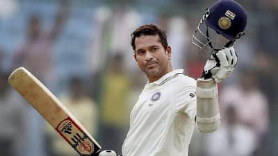 Sachin Tendulkar : क्रिकेटचा देव उगाच नाही म्हणत..  मास्टर ब्लास्टर बद्दलच्या या खास गोष्टी तुम्हाला माहीत आहेत का  ?