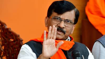 Sanjay Raut : कोल्हापूरच्या गादीबद्दल संजय मंडलिक यांच्या वादग्रस्त विधानाला संजय राऊत यांचं उत्तर