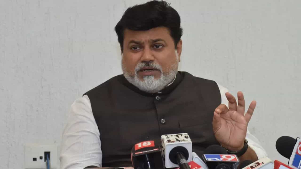 नॉट रिचेबल असणाऱ्या किरण सामंत यांच्याबद्दल उदय सामंत म्हणाले...