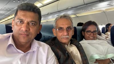 नाराज वर्षा गायकवाड थेट दिल्लीला रवाना, काय घेणार भूमिका?