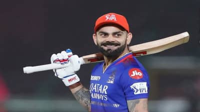 SRH Vs RCB : विराट कोहलीची ऐतिहासिक कामगिरी, IPL मध्ये अशी कामगिरी करणारा पहिलाच फलंदाज