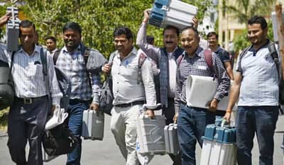 1625 उमेदवारांचं भवितव्य EVM मध्ये बंद, मतदान कमी झाल्याने उमेदवारांमध्ये धाकधूक