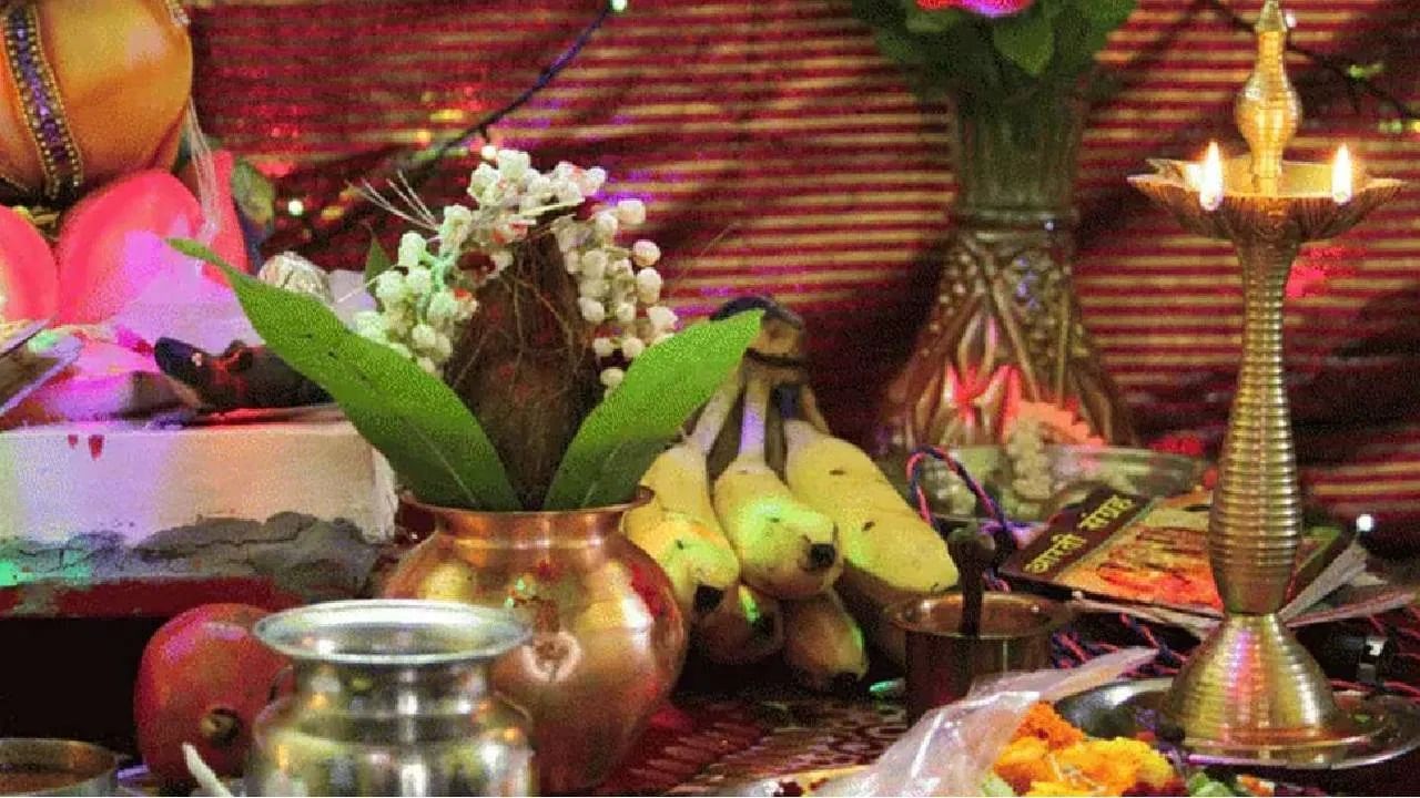 Akshaya Tritiya 2024 : अक्षय्य तृतीया का केली जाते साजरी? दिवसाचं महत्त्व आणि पौराणिक श्रद्धा माहिती आहेत? Akshaya Tritiya 2024 : अक्षय्य तृतीया का केली जाते साजरी? दिवसाचं महत्त्व आणि पौराणिक श्रद्धा माहिती आहेत?