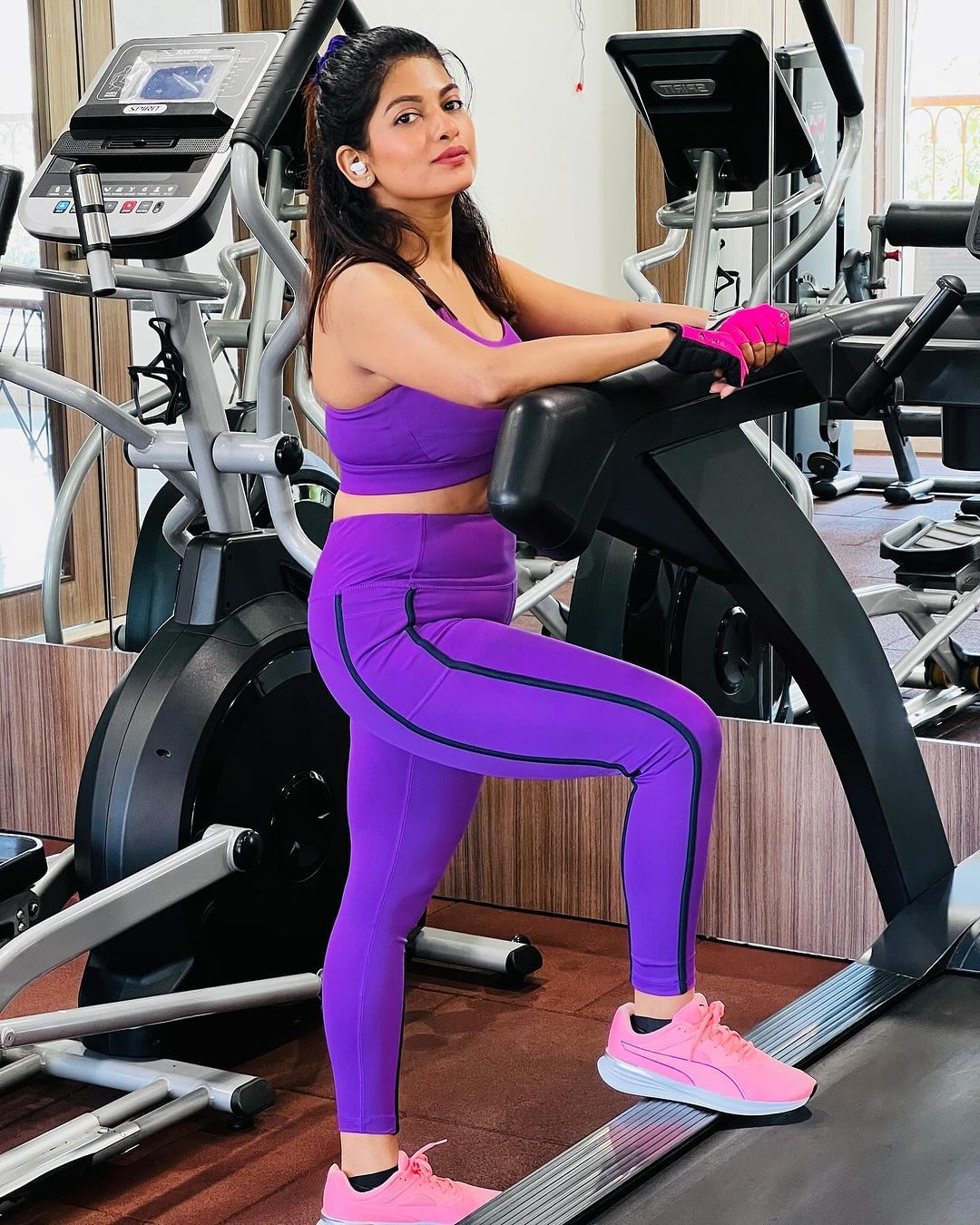 Dhanashri Kadgaonkar bold