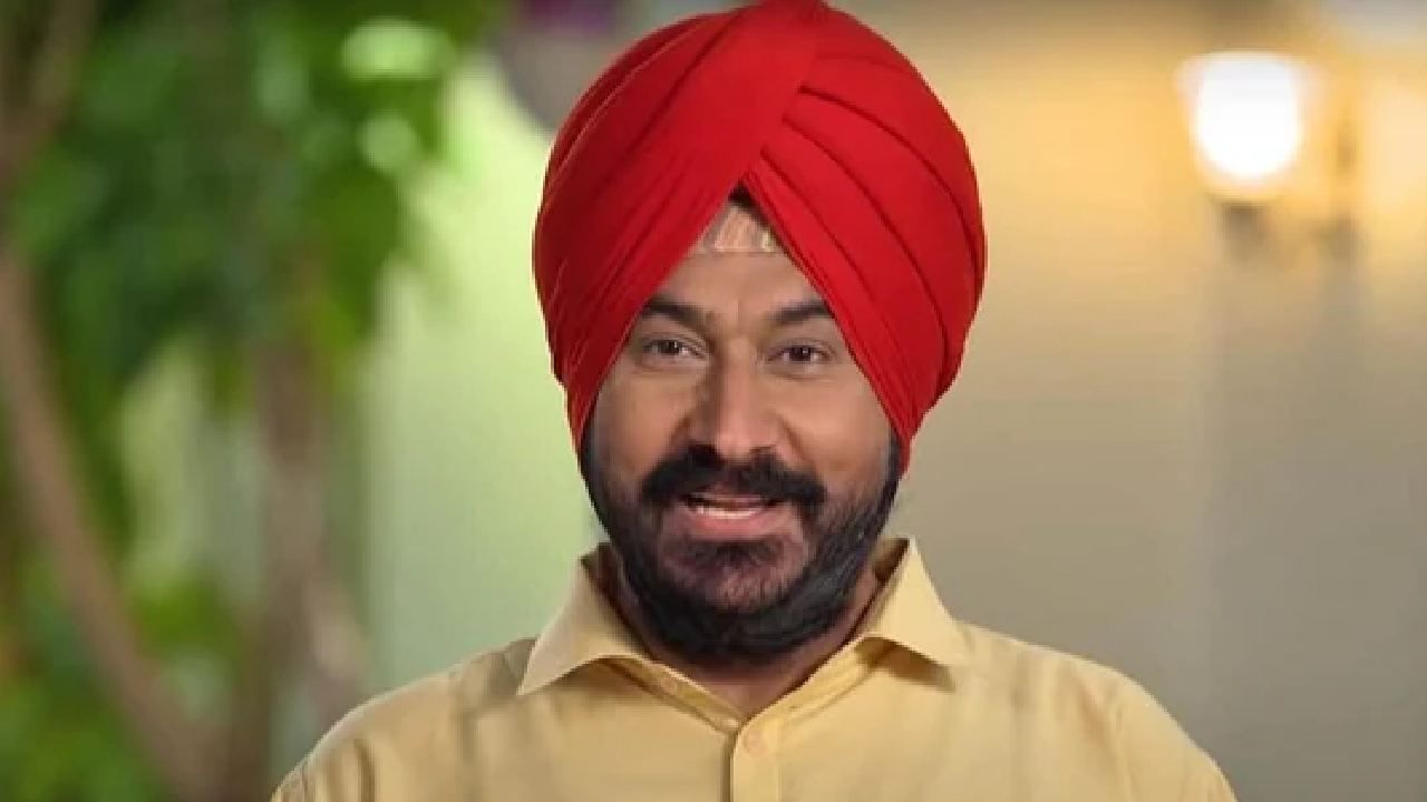 गुरुचरण सिंग बेपत्ताप्रकरणी पोलीस पोहोचले 'तारक मेहता..'च्या सेटवर; कलाकारांची केली चौकशी गुरुचरण सिंग बेपत्ताप्रकरणी पोलीस पोहोचले 'तारक मेहता..'च्या सेटवर; कलाकारांची केली चौकशी