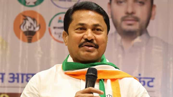 Nana Patole : सरकार स्थापन करण्याच्या NDA vs INDIA आघाडीच्या रस्सीखेचमध्ये काँग्रेसचा मोठा दावा, फॉर्म्युला तयार Nana Patole : सरकार स्थापन करण्याच्या NDA vs INDIA आघाडीच्या रस्सीखेचमध्ये काँग्रेसचा मोठा दावा, फॉर्म्युला तयार