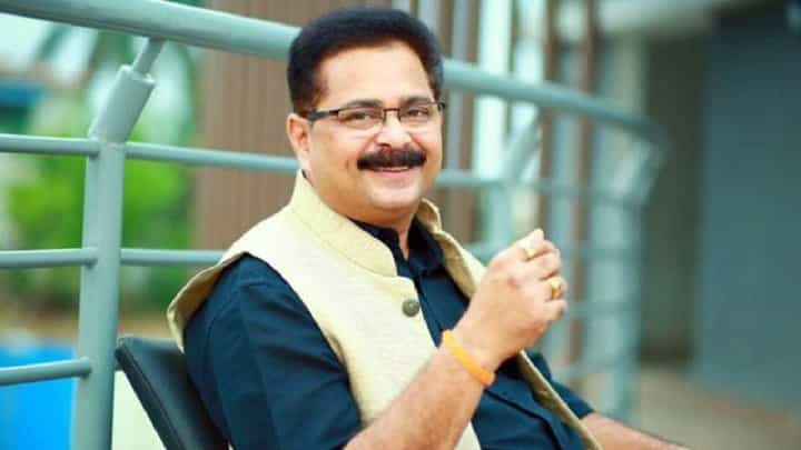 हे अत्यंत वाईट...आदेश बांदेकर मतदान करण्यासाठी आले अन् भडकले हे अत्यंत वाईट...आदेश बांदेकर मतदान करण्यासाठी आले अन् भडकले