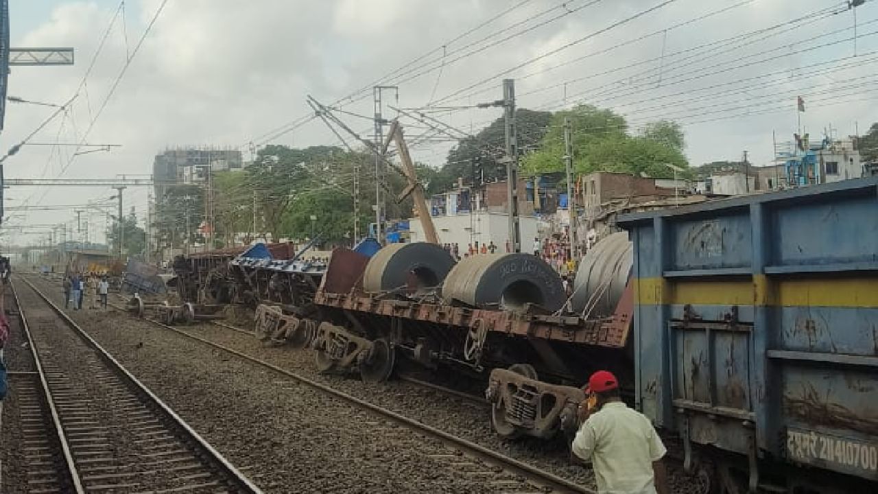 Western Railway : मालगाडी घसरल्याने सुरत ते मुंबई दरम्यानची परेची वाहतूक विस्कळीत