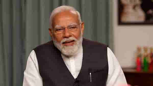 ज्यांनी लग्नानंतर पत्नीला सोडलं त्यांना…., शरद पवारांवरील टीकेनंतर मोदींवर कुणाची खरमरीत टीका?