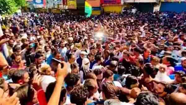 POK Protest : POK मध्ये भयानक स्थिती, आझादीच्या घोषणा, पाकिस्तानी सैन्याकडून अत्याचार, गोळीबार
