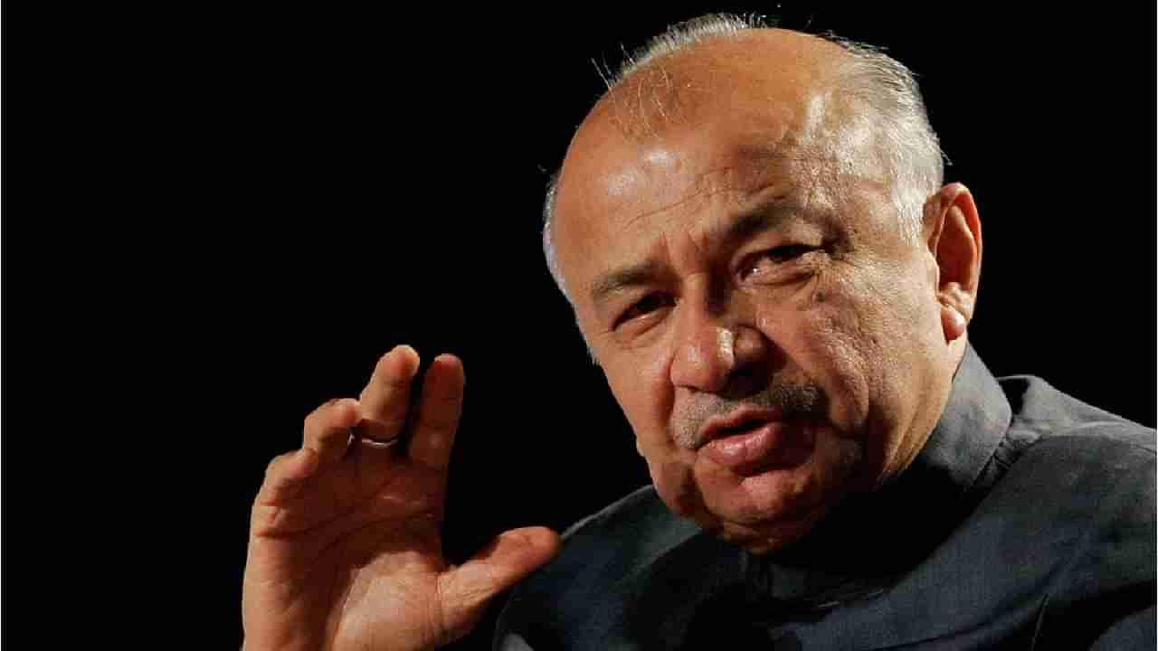 Sushilkumar Shinde : सुशीलकुमार शिंदे भाजपात जाणार? राज्यातील बड्या नेत्याने केला गौप्यस्फोट