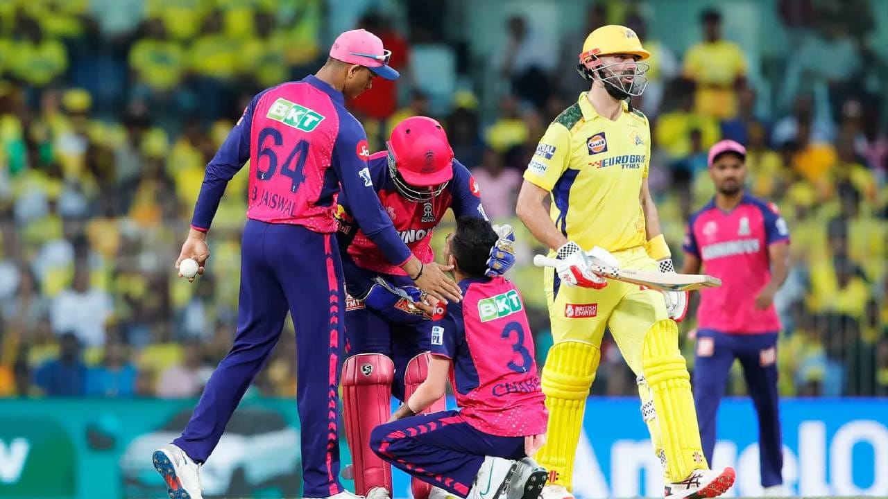 CSK vs RR : राजस्थानचं प्लेऑफचं गणित पुन्हा लांबलं, चेन्नईने 5 विकेट्स राखून केलं पराभूत CSK vs RR : राजस्थानचं प्लेऑफचं गणित पुन्हा लांबलं, चेन्नईने 5 विकेट्स राखून केलं पराभूत