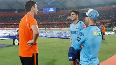 IPL 2024, SRH vs GT : गुजरात टायटन्स आणि सनरायझर्स हैदराबाद सामन्याचा पावसामुळे खेळखंडोबा, आता प्लेऑफची एकच सीट