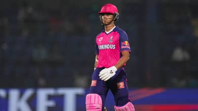 यशस्वी जयस्वाल सापडला अडचणीत, आकाश चोप्राने केलं उघड! आता टी20 वर्ल्डकपमध्ये काय होणार?