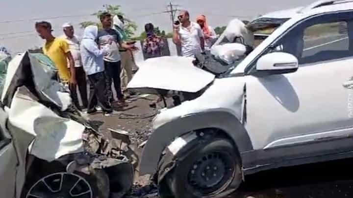 आमदार सरनाईकांच्या कुटुंबातील वाहनाचा भीषण अपघात, पाच जण जागीच ठार आमदार सरनाईकांच्या कुटुंबातील वाहनाचा भीषण अपघात, पाच जण जागीच ठार