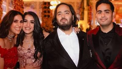 Anant-Radhika 2nd pre-wedding : 7000 कोटींची लग्जरी क्रूझ, ते 800 पाहुणे, आयुष्यभर नाही विसरणार अंबानींचा पाहुणचार