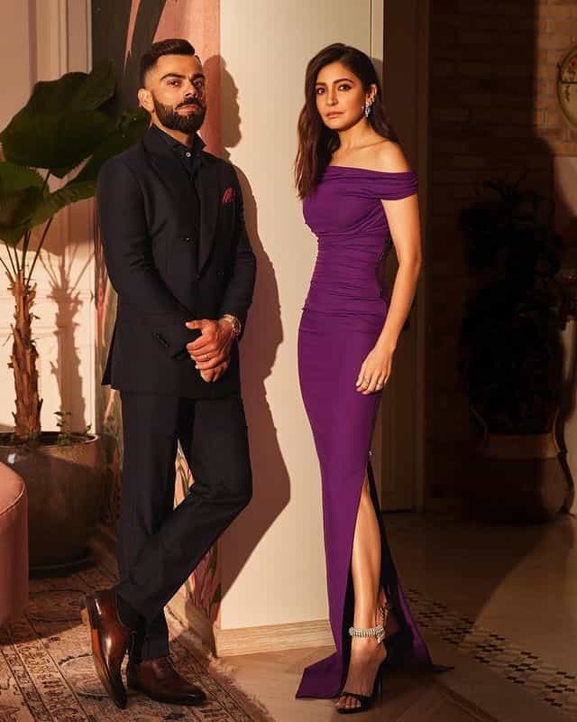अभिनेत्री विराट कोहली आणि अभिनेत्री अनुष्का शर्मा यांनी 2017 मध्ये लग्न केलं. दोघांच्या वयातील अंतराची देखील चाहत्यांमध्ये चर्चा रंगलेली असते.