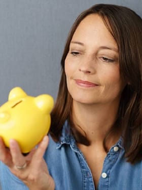 पगारदारांना बजेटमध्ये गिफ्ट; कर सवलतींचा पडू शकतो पाऊस