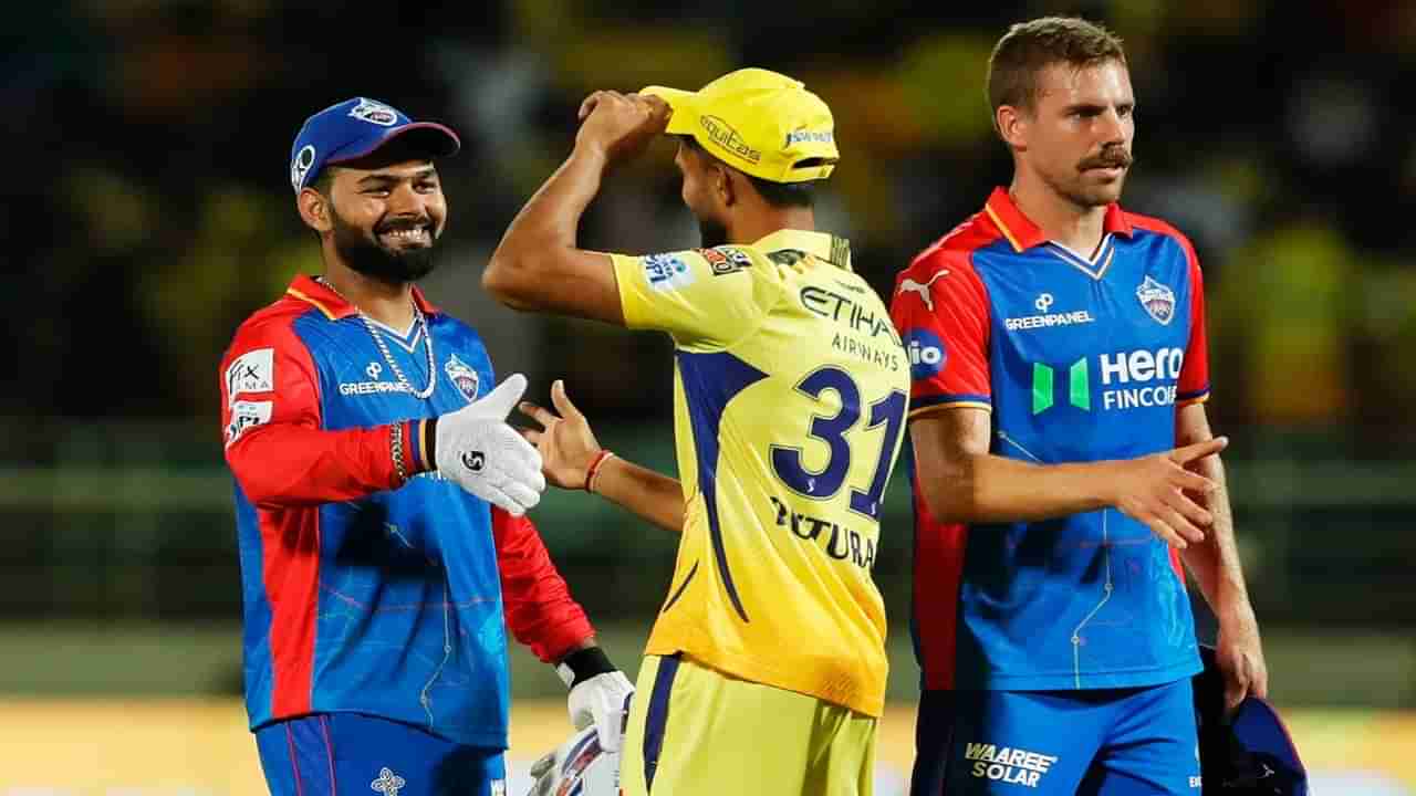 IPL Playoff Scenario : दिल्ली की चेन्नई? चौथ्या स्थानासाठी रस्सीखेच