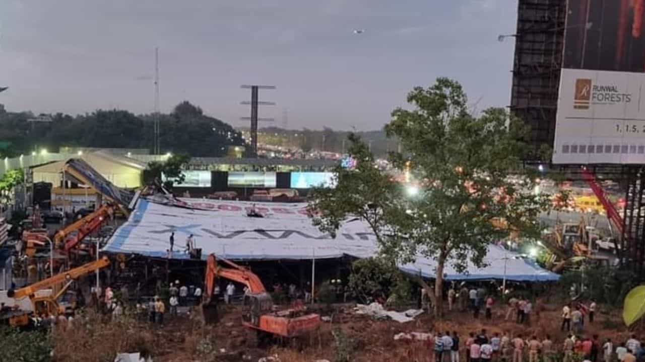 शोकांतिका म्हणायचं की दुर्दैव? 14 जणांचा बळी घेणाऱ्या घाटकोपरच्या त्या होर्डिंगची लिम्का बुक रिकोर्डमध्ये नोंद