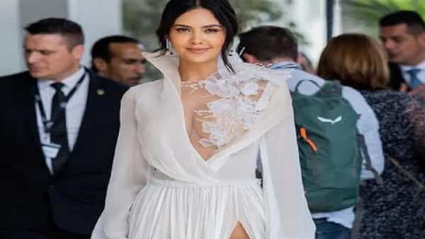 कान्स फिल्म फेस्टिव्हल 2024 सुरू झाला आहे. यंदा ही या सोहळ्याची 77 वी आवृत्ती आहे. येथे देश-विदेशातील सेलिब्रिटी रेड कार्पेटवर त्यांचा जलवा दाखवतात. कान्स फिल्म फेस्टिव्हल 2024 मध्ये आदिती रॉय हैदरीपासून ऐश्वर्या राय बच्चनपर्यंत कलाकार सहभागी होणार आहेत. आजपर्यंत अनेक स्टार्सनी जलवा दाखवला.