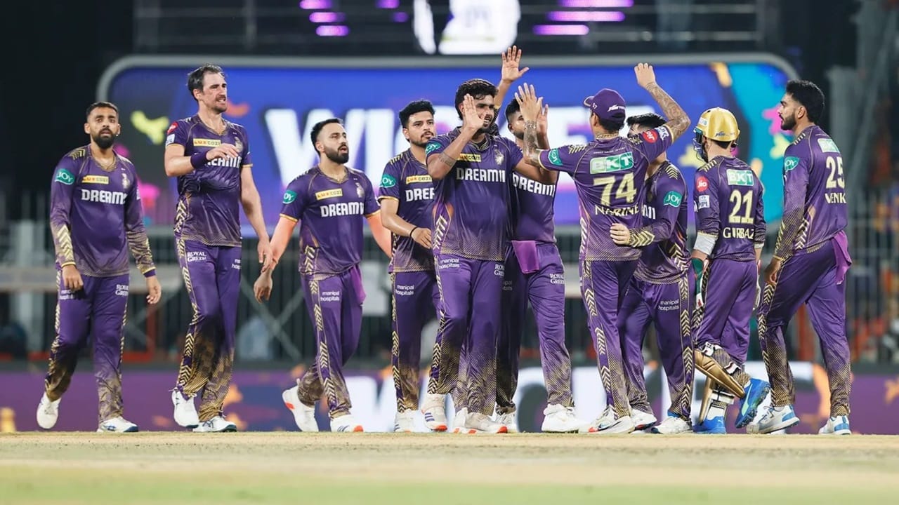 KKR vs SRH Final: हैदराबादचा 113 धावांवर पॅकअप, कॅप्टन कमिन्सने लाज राखली, कोलकातासमोर 114 रन्सचं आव्हान, कोण जिंकणार महामुकाबला? KKR vs SRH Final: हैदराबादचा 113 धावांवर पॅकअप, कॅप्टन कमिन्सने लाज राखली, कोलकातासमोर 114 रन्सचं आव्हान, कोण जिंकणार महामुकाबला?