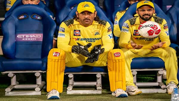 महेंद्रसिंह धोनी याने आपल्या नेतृत्वात चेन्नई सुपर किंग्सला 5 वेळा चॅम्पियन केलं. यंदा ऋतुराजच्या नेतृत्वात चेन्नईचं साखळी फेरीतच आव्हान संपुष्टात आलं. धोनीने या हंगामात 161 धावा केल्या. धोनीचा 17 वा हंगाम अखेरचा ठरु शकतो.