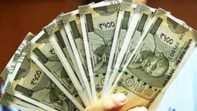 शेतकऱ्याच्या खात्यात अचानक आले 100 अब्ज रुपये, एका रात्रीतून शेतकरी बनला अब्जाधीश