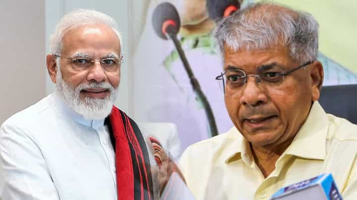 घटना बदलणार की नाही..., प्रकाश आंबेडकरांची पंतप्रधान मोदींकडे मागणी काय? घटना बदलणार की नाही..., प्रकाश आंबेडकरांची पंतप्रधान मोदींकडे मागणी काय?