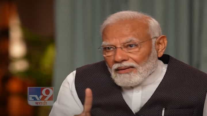 PM Modi Interview : 'ठाकरेंनी कितीही शिव्या दिल्या तरी मी बोलणार नाही, कारण...', मोदींनी नेमकं काय म्हटलं? PM Modi Interview : 'ठाकरेंनी कितीही शिव्या दिल्या तरी मी बोलणार नाही, कारण...', मोदींनी नेमकं काय म्हटलं?