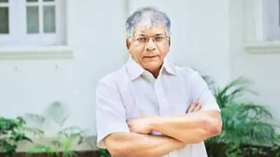 एकनाथ खडसे यांच्याबाबतचा प्रकाश आंबेडकर यांचा मोठा गौप्यस्फोट; शरद पवारांशी काय झाला होता संवाद?