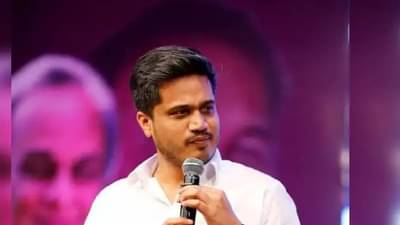 कुटुंब सांभाळण्याची गोष्ट आपल्या तोंडून शोभत नाही; शरद पवारांवरील वक्तव्यानंतर रोहित पवारांची मोदींवर टीका