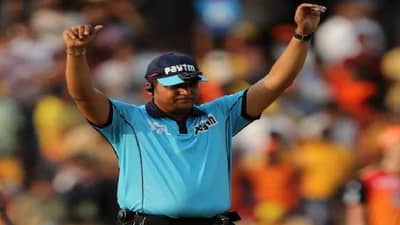 Video: 6 बॉलमध्ये 6 सिक्स, 20 बॉलमध्ये 78 धावा,  फलंदाजाची झंझावाती खेळी, व्हीडिओ व्हायरल