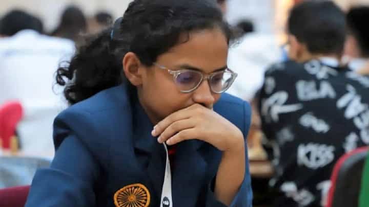 'या' जिल्ह्यातील विद्यार्थीनं बारावीत पटकावले 100 टक्के; सांगितला फ्युचर प्लॅन 'या' जिल्ह्यातील विद्यार्थीनं बारावीत पटकावले 100 टक्के; सांगितला फ्युचर प्लॅन