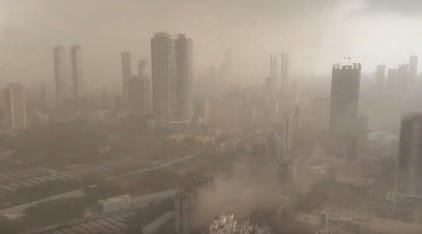 video viral : मुंबईतील धुळीच्या वादळाचा विहंगम व्हिडीओ, एकदा पाहाच