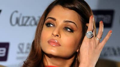 ऐश्वर्या राय हिचे ते फोटो व्हायरल, चाहत्यांमध्ये चिंतेचे वातावरण, अखेर...