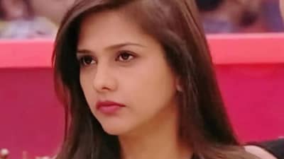 पतीवर गंभीर आरोप, तो फोटो दलजीत कौरने केला शेअर, आता चाहत्यांकडून..