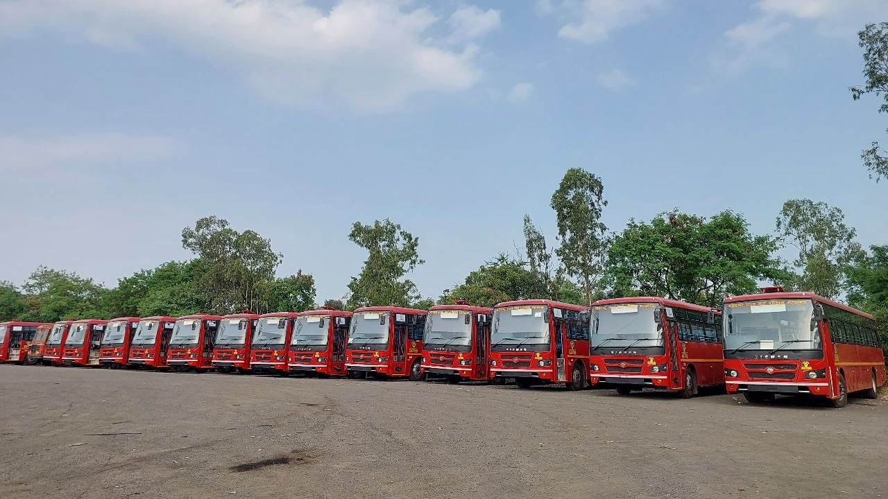 ST BUS NEWS : शालेय विद्यार्थ्यांसाठी आनंदाची बातमी, एसटीच्या विद्यार्थी सवलत पास योजनेत क्रांतीकारी बदल, आता थेट... ST BUS NEWS : शालेय विद्यार्थ्यांसाठी आनंदाची बातमी, एसटीच्या विद्यार्थी सवलत पास योजनेत क्रांतीकारी बदल, आता थेट...