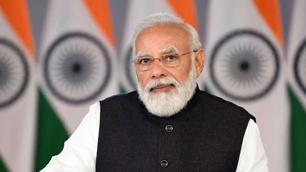 ब्रेकिंग न्यूजने देश चालणार नाही, मोदींचा अलर्ट; एनडीएचाही सांगितला अर्थ