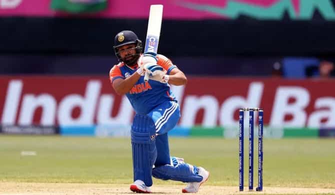 रोहित शर्माची स्फोटक खेळी, ठोकले T20 विश्वचषकातील सर्वाधिक रन